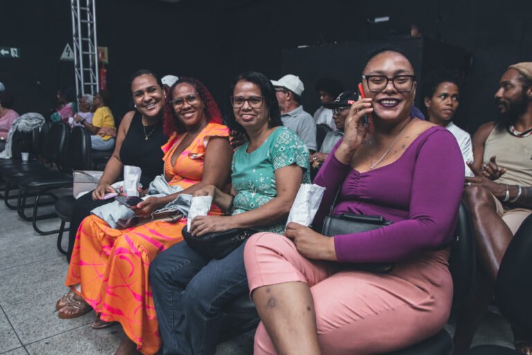 Exibição do Filme - Kasa Branca-15