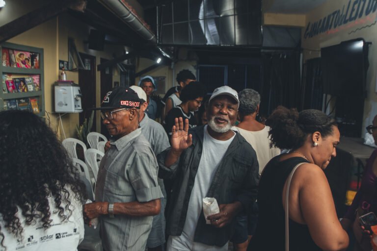 Exibição do Filme - Kasa Branca-5